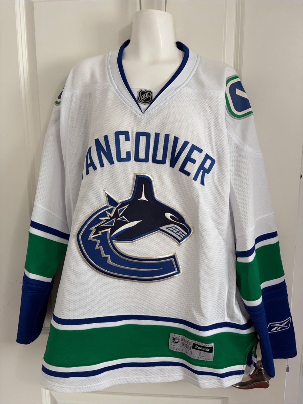 Reebok Vancouver Canucks White, Blue & Green NHL Official Hockey Jersey
